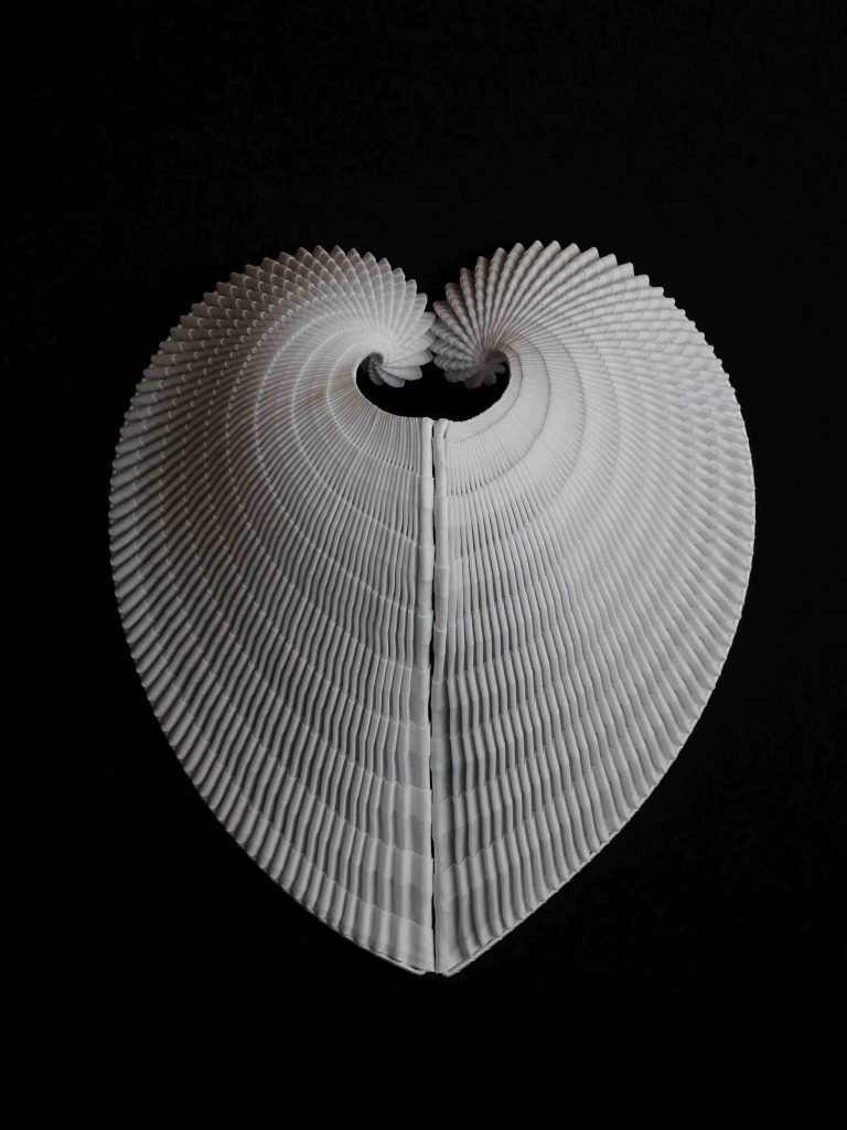 1+1, sculpture textile de Mélanie Nitting